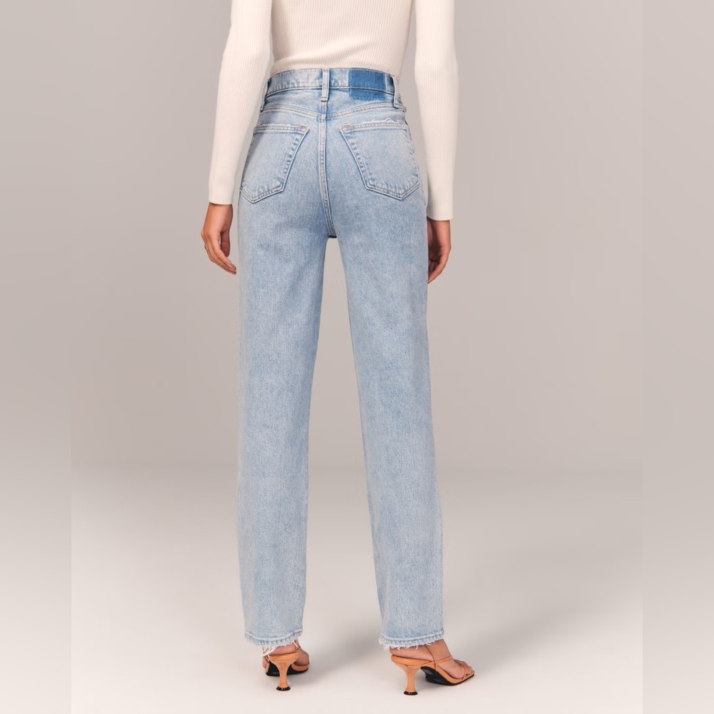 Abercrombie & Fitch ‘90s Straight Ultra High Rise Asymetrical Waist Jeans, 29/8s - Picture 2 of 10